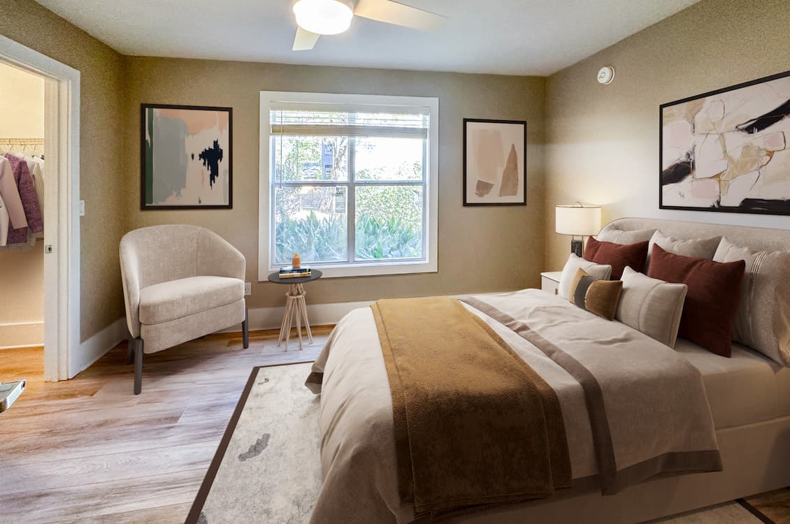Stonegate property photo 6