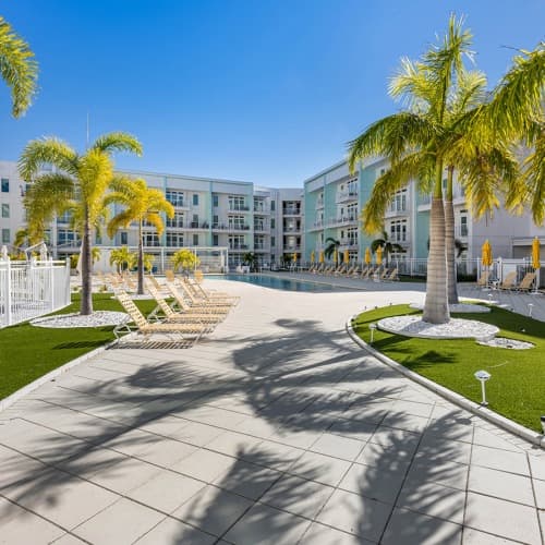 Sur Club Apartments property photo 4